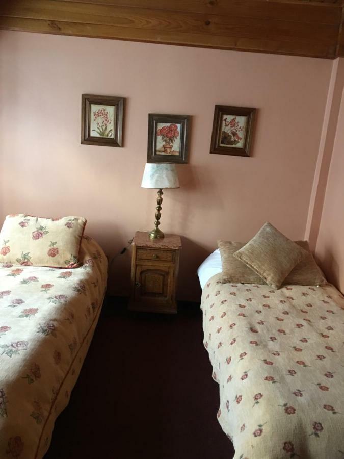 Hosteria Residencia Linares Ushuaia Zewnętrze zdjęcie